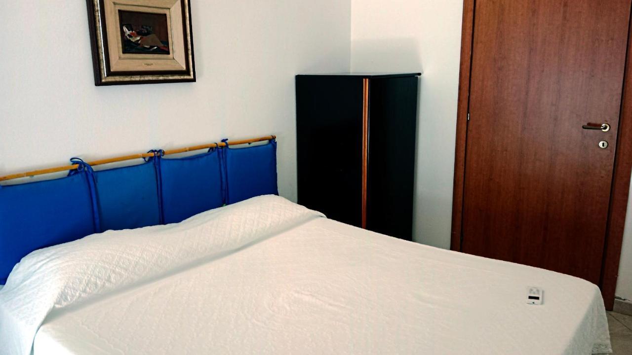 Flamingo House Apartman Càbras Kültér fotó